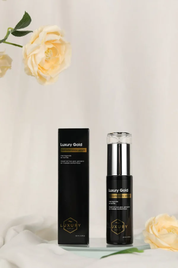 073A5784-1920x2880-1-scaled-2.webp Luxury Gold Hairextensions Serum